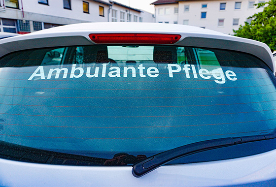 Pflegeausbildung: jeder Zehnte wählt einen ambulanten Pflegedienst als Ausbildungsträger